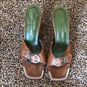 Couture Donald Pilsner heels